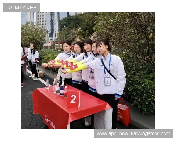 国际帆板志愿者文化节：志愿者故事成为赛事传播亮点，国际志愿者日展板
